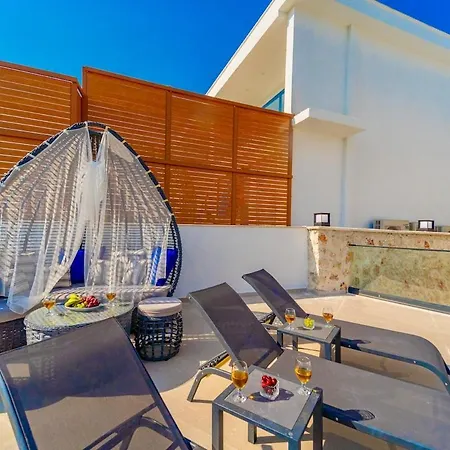 Luxury With Pool In Kalkan Willa Kaş