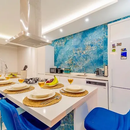 Vila Luxury With Pool In Kalkan
