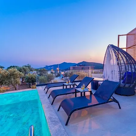 Luxury With Pool In Kalkan Willa