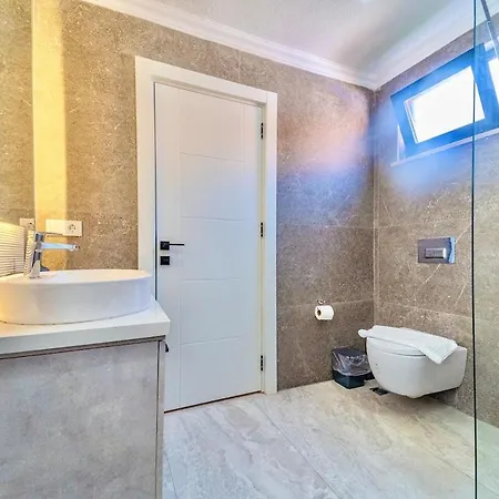 Luxury With Pool In Kalkan Villa *