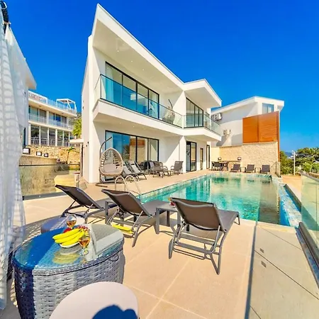 Luxury With Pool In Kalkan Villa *